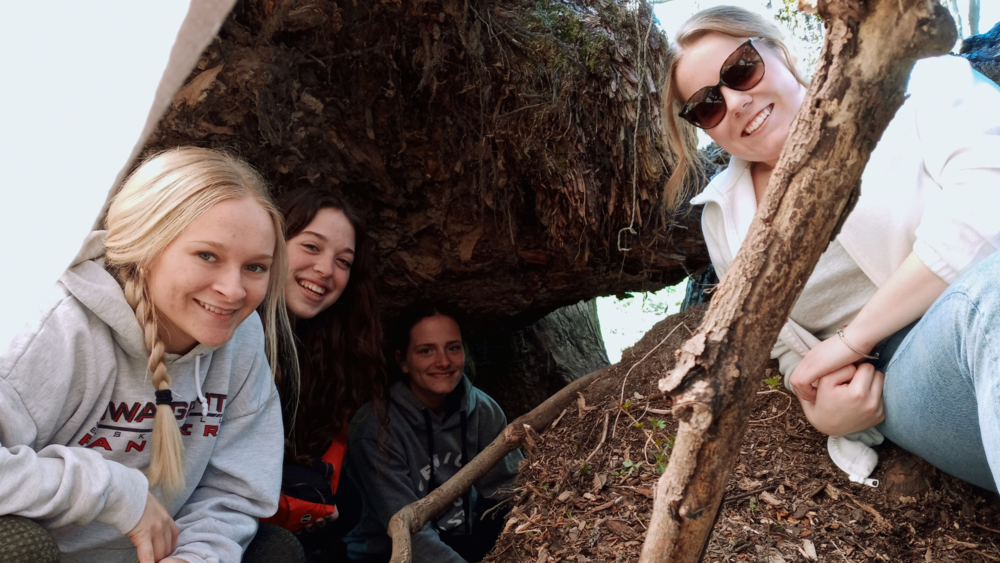 Students visit Kickapoo Valley Reserve